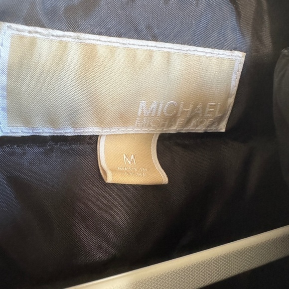 Michael Kors Puffer Coat with Lace Details - Picture 4 of 7